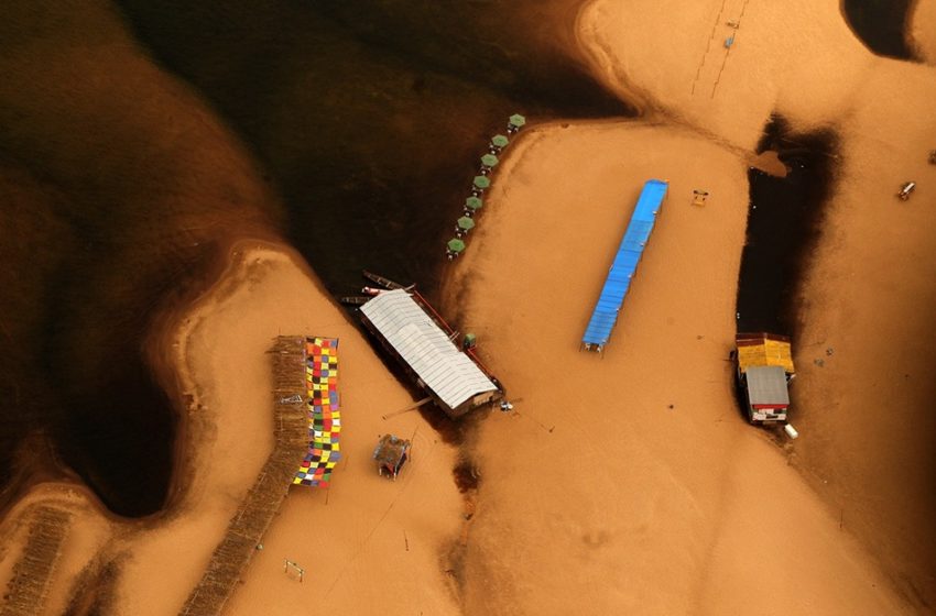  Raimundo Paccó na Mostra Anual de Fotojornalismo ARFOC-SP, equipe da TV Record assaltada e O Liberal acha caro viagens de funcionários